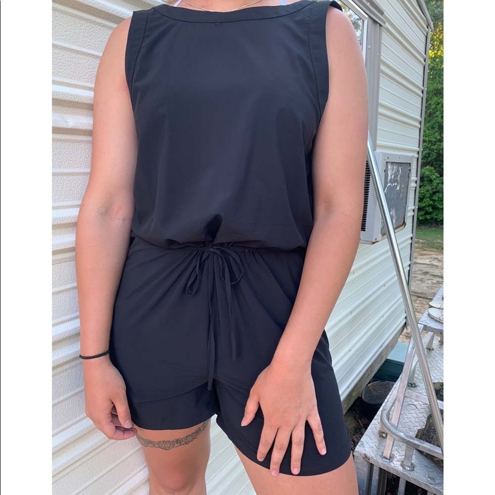 Romper - Picture 1 of 4